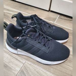 Adidas Cloud Foam Women's Size 8